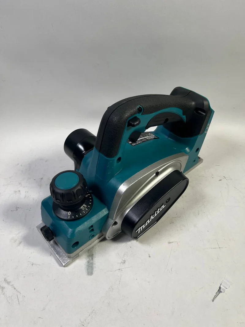 Makita DKP 180 Z Akku Hobel 18 V 82 mm Solo - Neuwertig