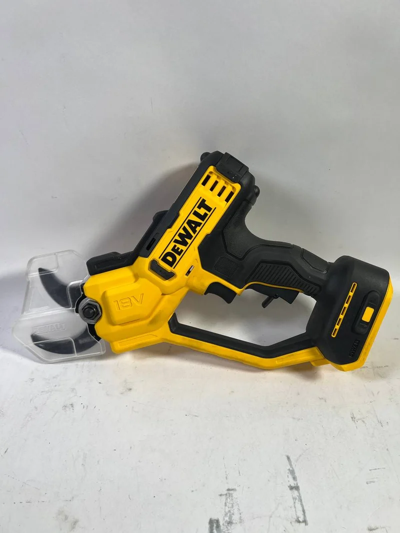DeWalt DCMPP 568 N Akku Astschere 18 V 38 mm Solo - Neuwertig