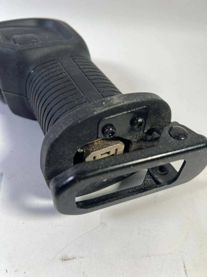 Black & Decker MultiEvo Säbelsägen-Kopf MTRS10 (für MT143K) - Gebraucht