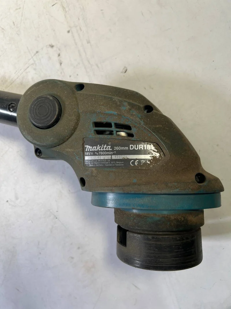 Makita DUR 181 Z Akku Rasentrimmer 18 V 260 mm Solo - Unvollständig