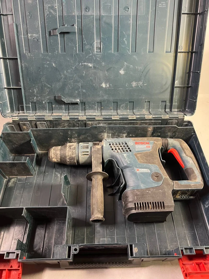Bosch GBH 18V-34 C - Ersatzteil/Defekt