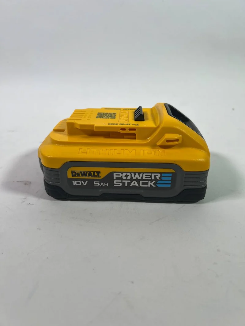 DeWalt DCBP 518 Powerstack Akku 18 V 5,0 Ah / 5000 mAh XR Li-Ion - mit Ladestandanzeige - Neuwertig