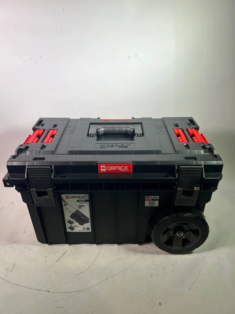 Qbrick System ONE Trolley Vario stapelbar IP66 mit Laufrädern auf Metallachse - Unvollständig