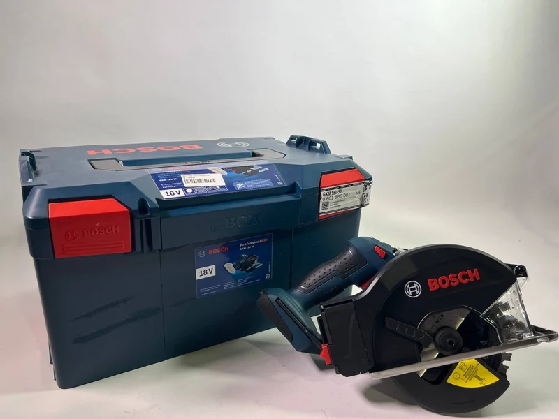Bosch GKM 18V-50 Professional Akku Metall Handkreissäge 18 V 136 mm ( 06016B8001 ) Brushless + L-Boxx - Leicht Gebraucht