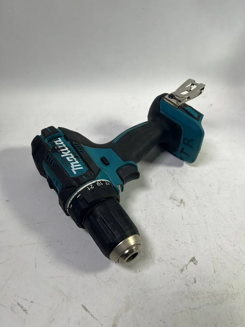 Makita DDF 482 Z Akku Bohrschrauber 18V 62Nm Solo - Reparaturgerät