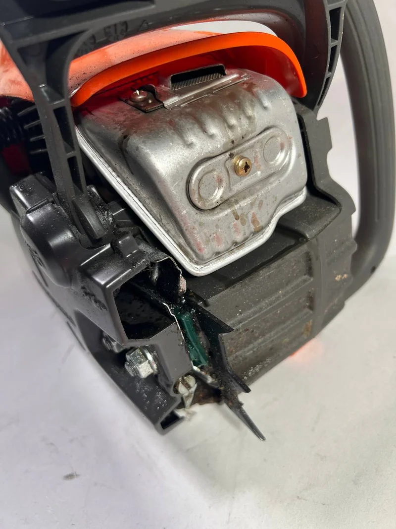 Husqvarna 130 Mark II Benzin Kettensäge 1,5 kW 38 cm³ 40 cm ( 967108402 ) Stark Gebraucht