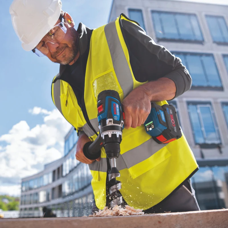 Bosch GSR 18V-150 C Professional Akku Bohrschrauber 18 V 150 Nm Brushless + 2x ProCORE Akku 8,0 Ah + Ladegerät