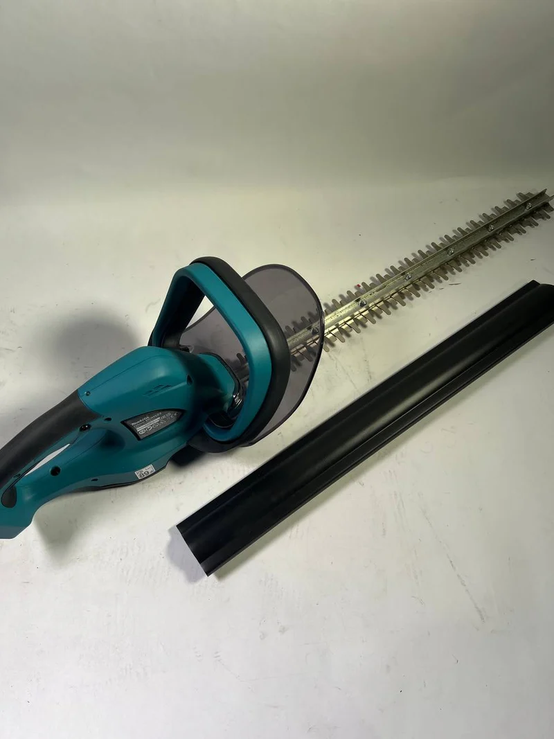 Makita DUH 523 Z 18V Li-Ion Akku Heckenschere mit 52 cm Schnittlänge Solo - Gebraucht