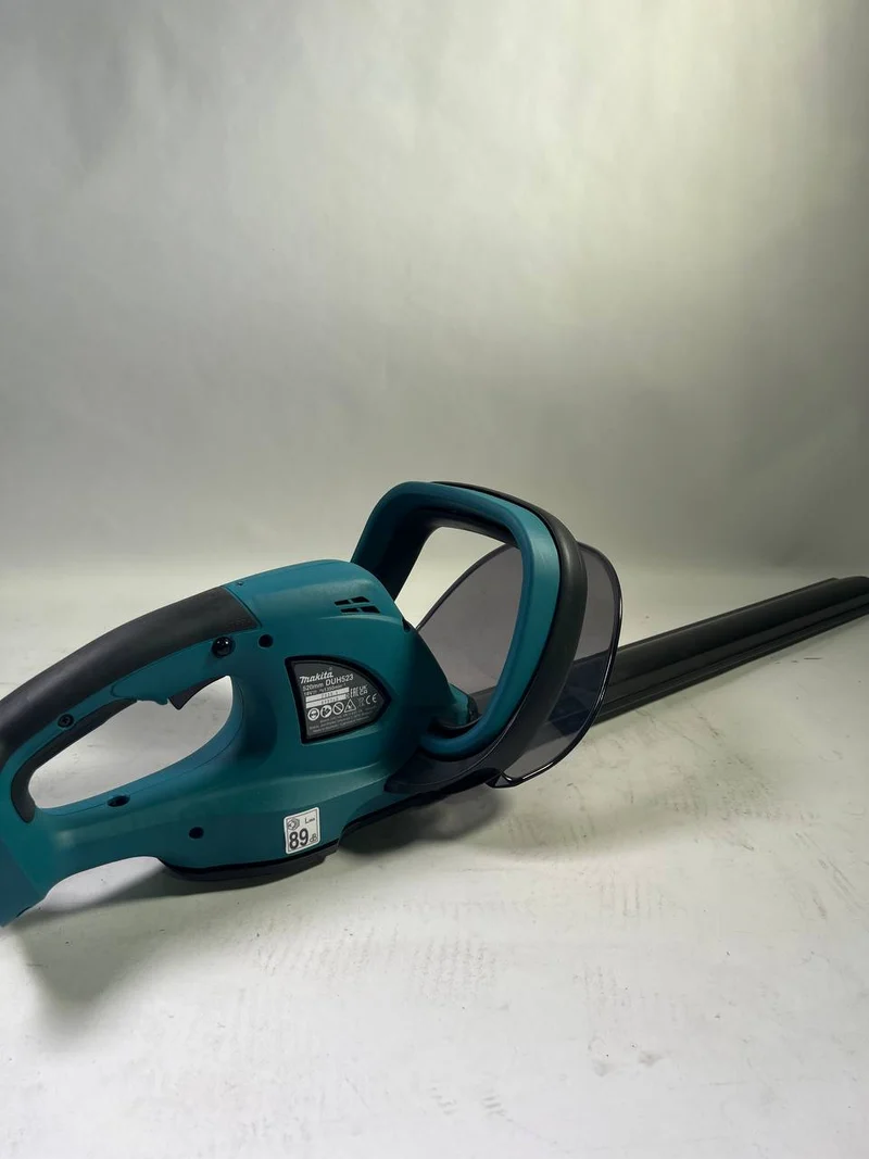 Makita DUH 523 Z 18V Li-Ion Akku Heckenschere mit 52 cm Schnittlänge Solo - Gebraucht