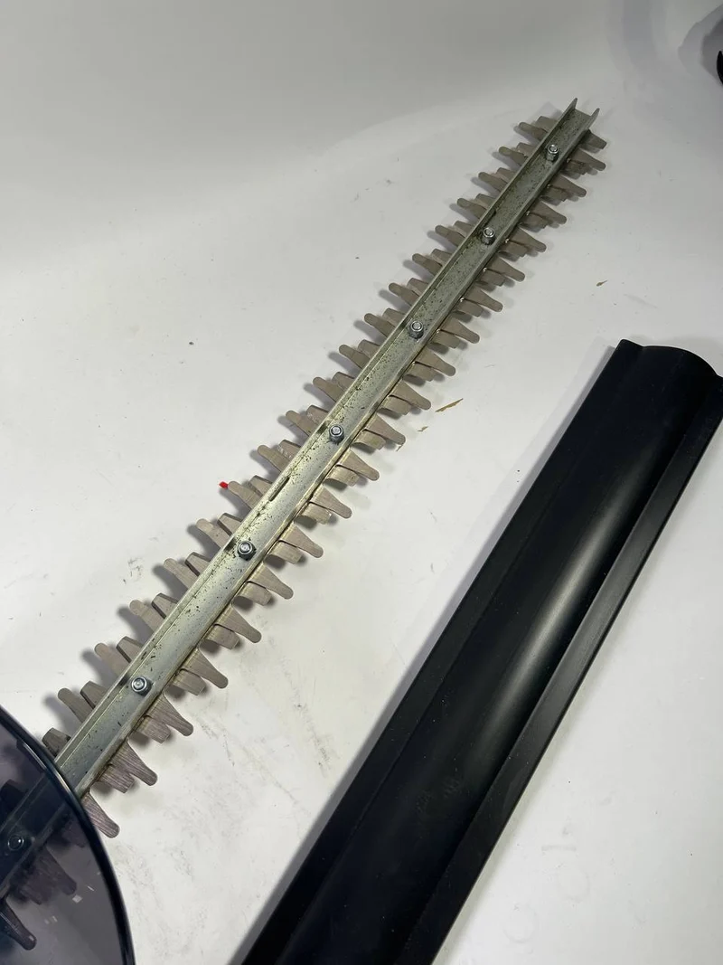 Makita DUH 523 Z 18V Li-Ion Akku Heckenschere mit 52 cm Schnittlänge Solo - Gebraucht