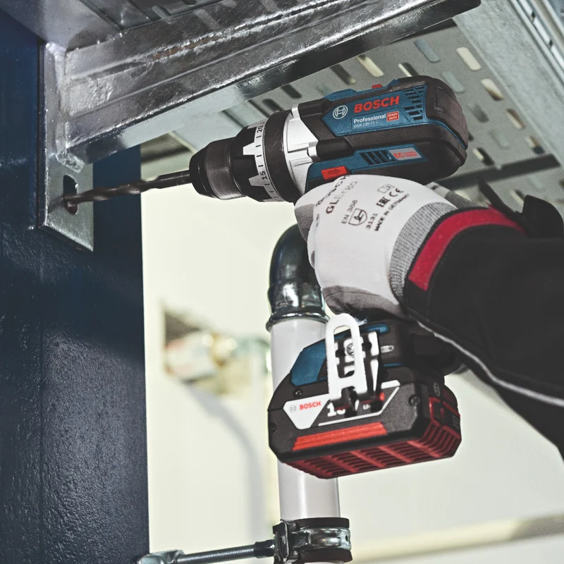 Bosch GSR 18V-110 C Professional Akku Bohrschrauber 18 V 110 Nm Brushless + 1x ProCORE Akku 4,0 Ah + Ladegerät