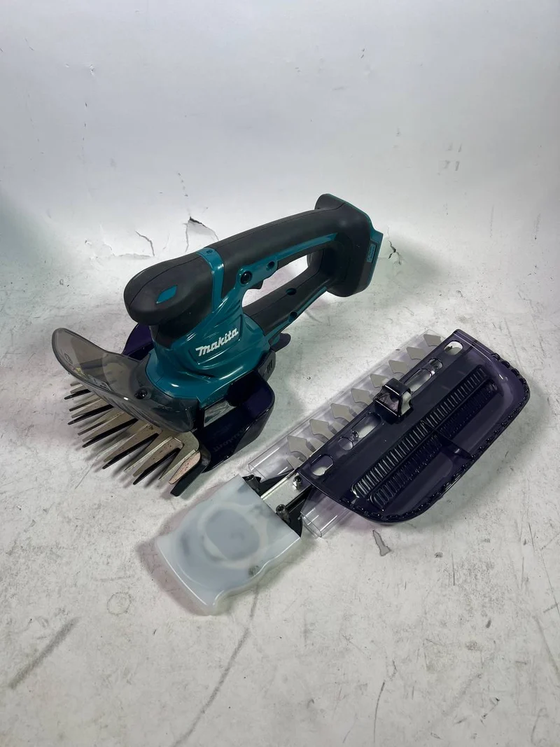 Makita DUM 604 ZX Akku Grasschere 18 V 16 cm - Gebraucht