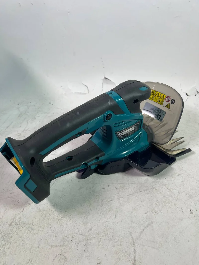 Makita DUM 604 ZX Akku Grasschere 18 V 16 cm - Gebraucht