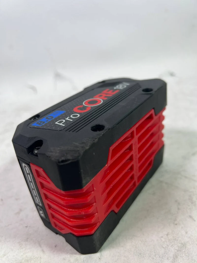 ProCORE 18 V 8,0 Ah Professional Li-Ion Einschub Akku GBA ( 1600A016GK ) - Gebraucht