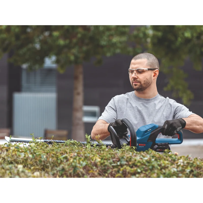 Bosch GHE 18V-50 Professional Akku Heckenschere 18 V 50 cm Brushless + 2x Akku 4,0 Ah + Ladegerät