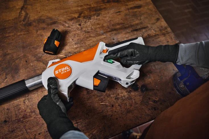 STIHL Akku-Hochentaster HTA 30 SET - AS-System