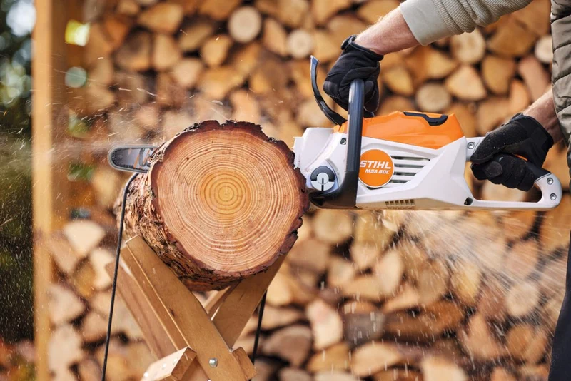 STIHL Akku-Kettensäge MSA 80 C-B